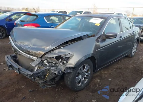 2012 Honda Accord 2.4 Se из США, поврежденный, VIN 1HGCP2F61CA012335